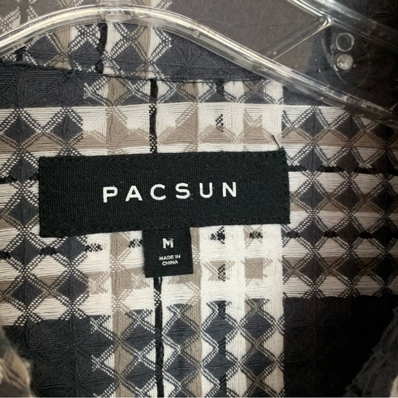 Pac Sun Waffle Weave Button Up Size L/XL GUC - Picture 6 of 7